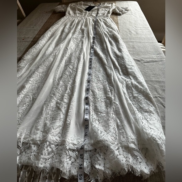 Bella Ella Boutique Make Your Heart Race Lace Dress in White - Picture 15 of 15